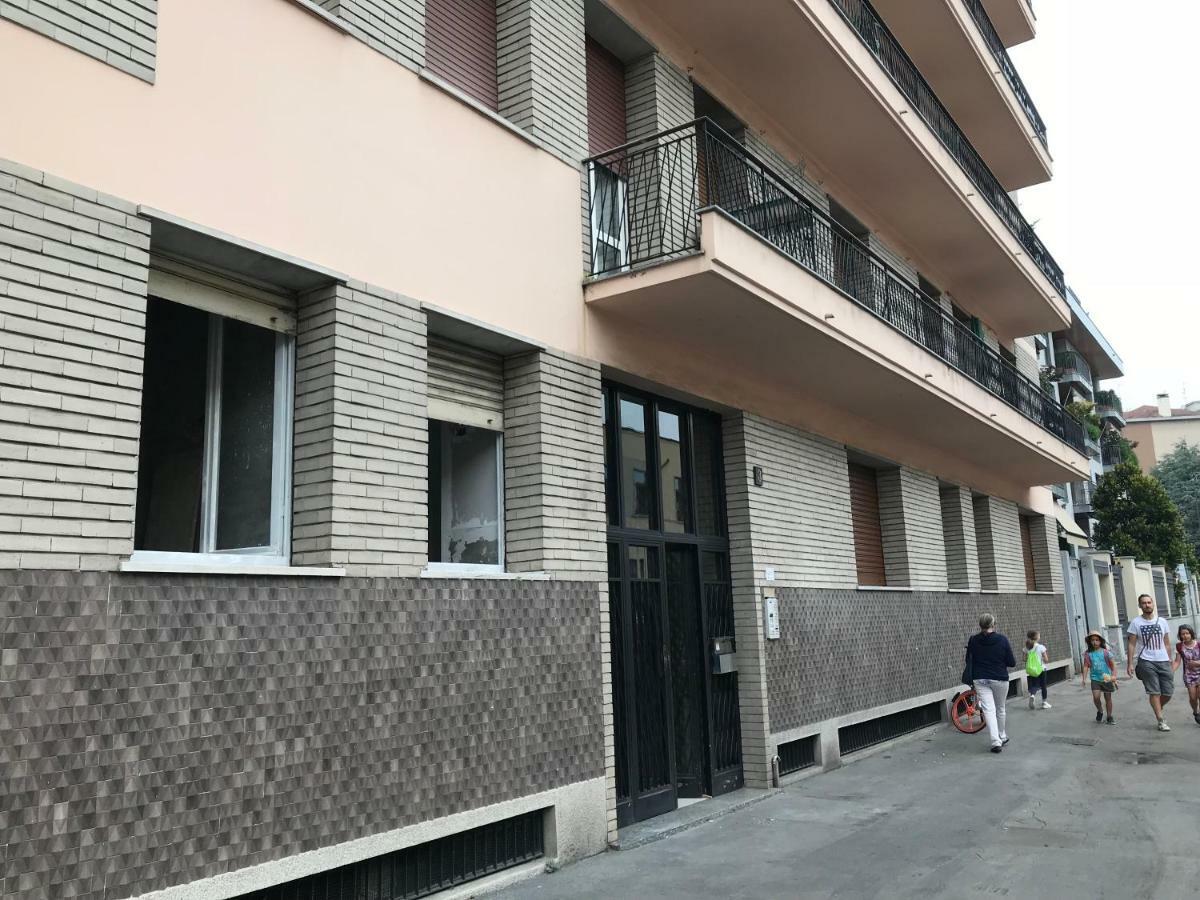Accogliente Bilocale Διαμέρισμα Μιλάνο Εξωτερικό φωτογραφία